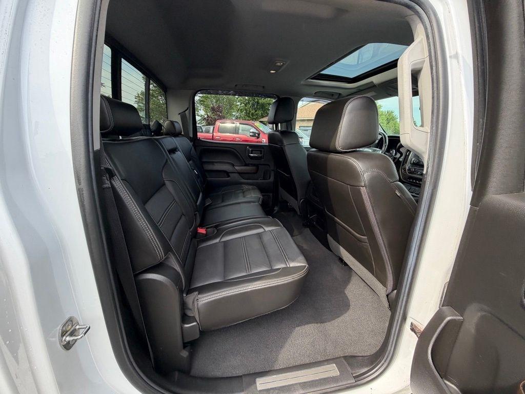 GMC Sierra 2500HD Denali Crew Cab 4WD 2019