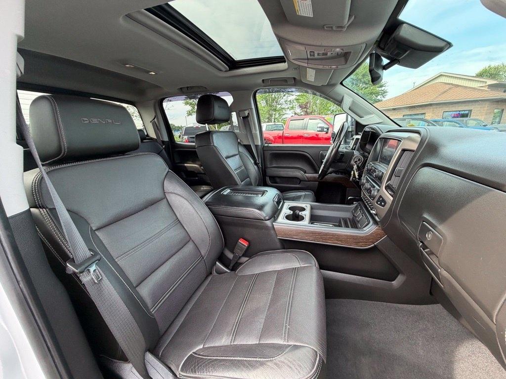 GMC Sierra 2500HD Denali Crew Cab 4WD 2019