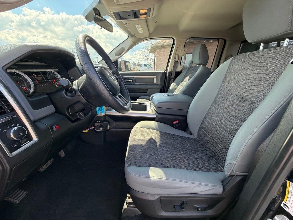 RAM 1500 Classic Warlock 4x4 Quad Cab 6'4" Box 2020