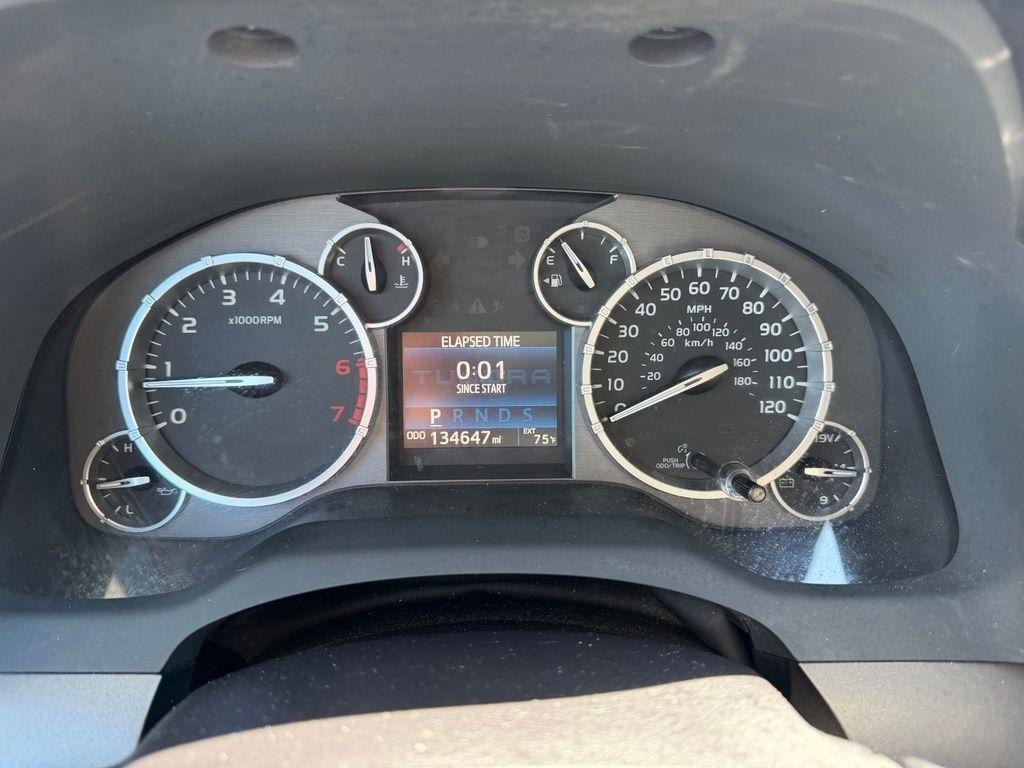 Toyota Tundra SR5 5.7L V8 Double Cab 4WD 2016