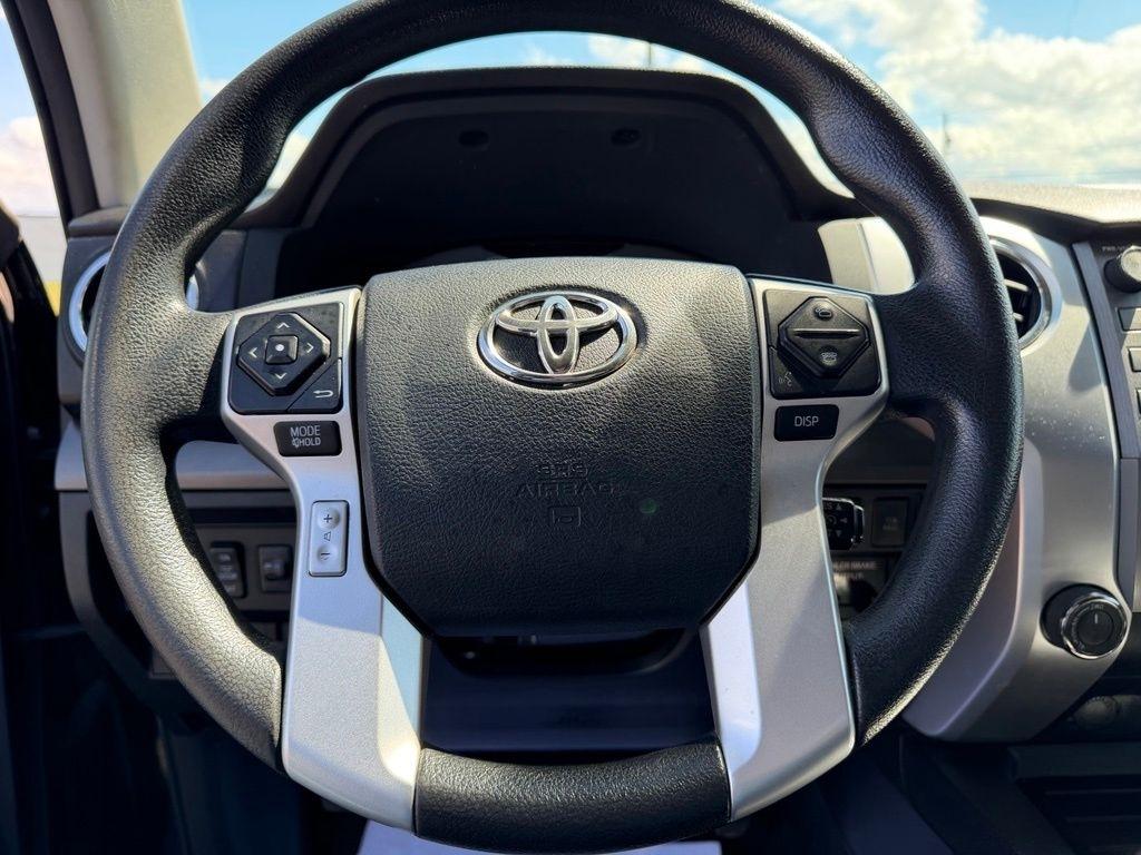 Toyota Tundra SR5 5.7L V8 Double Cab 4WD 2016