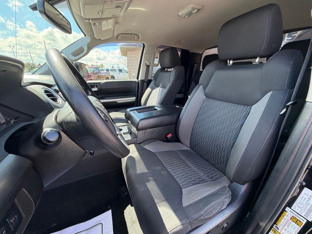 Toyota Tundra SR5 5.7L V8 Double Cab 4WD 2016