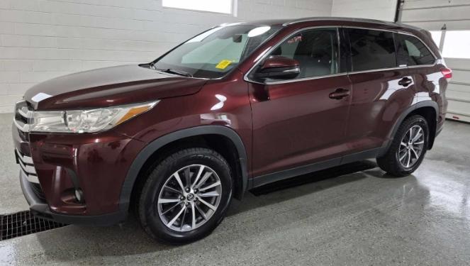 Toyota Highlander XLE AWD V6 2019