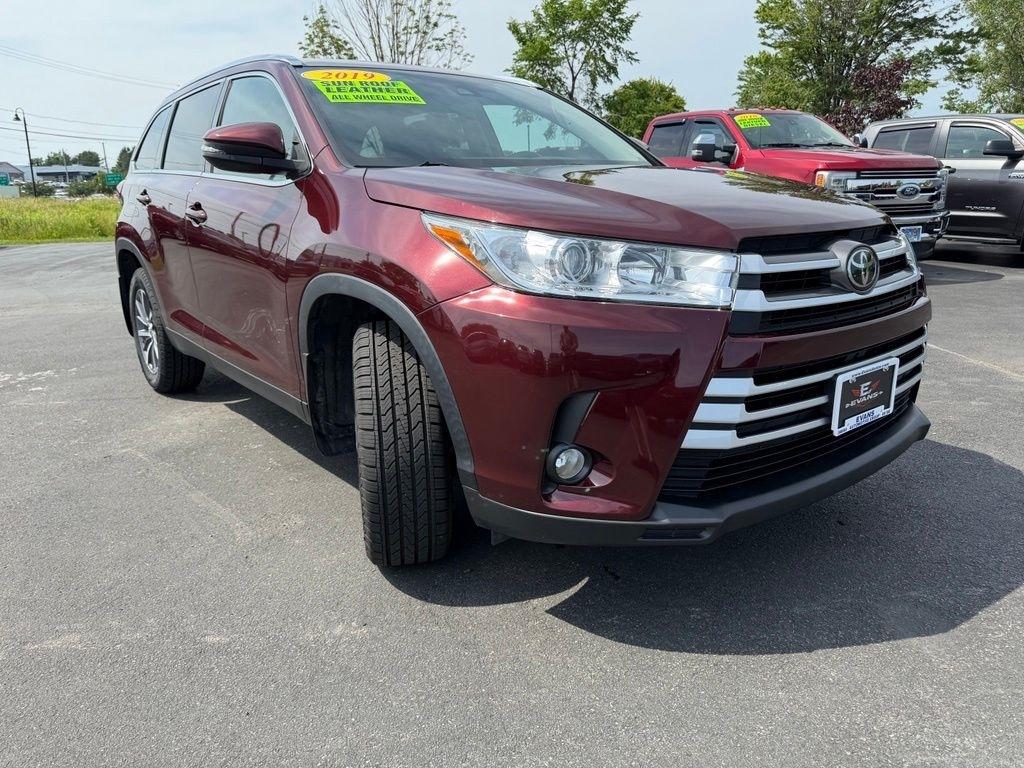 Toyota Highlander XLE AWD V6 2019