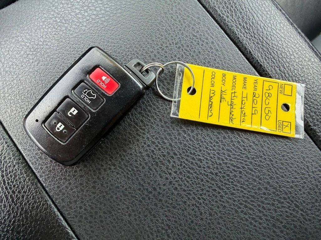 Toyota Highlander XLE AWD V6 2019