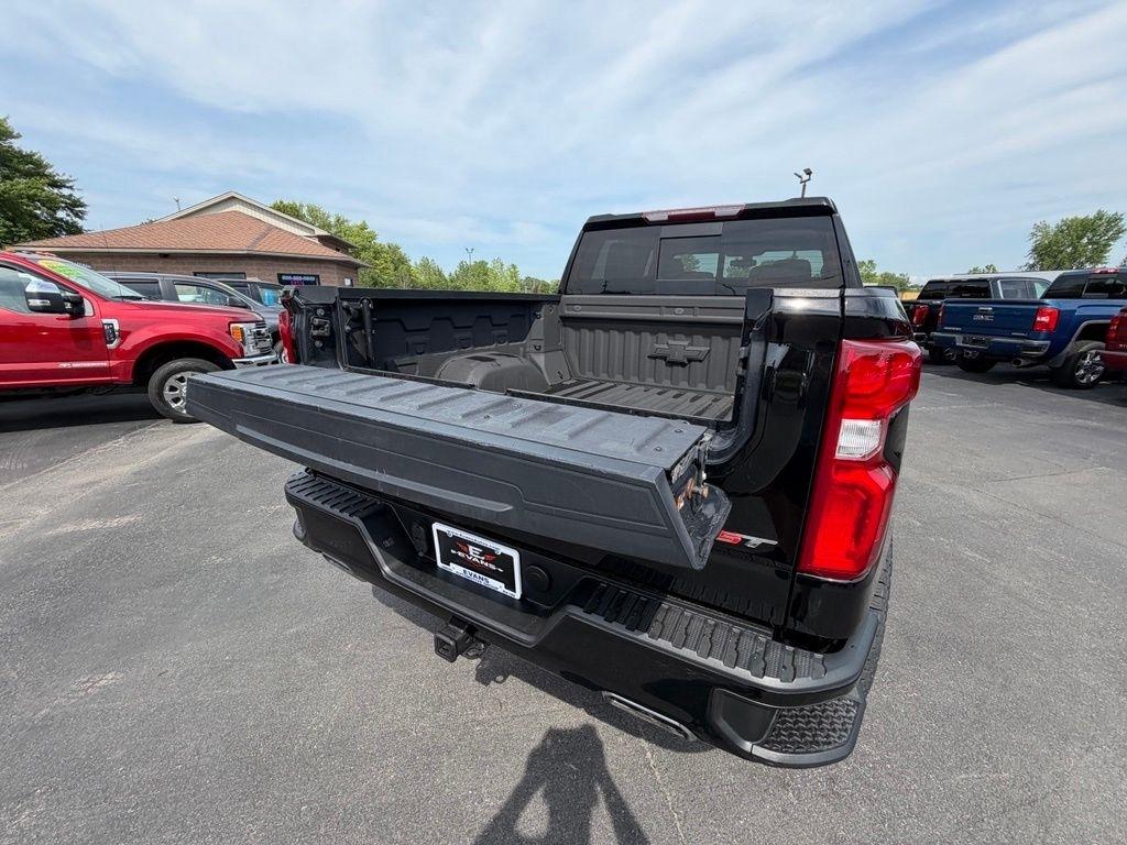 Chevrolet Silverado 1500 RST Crew Cab 4WD 2021
