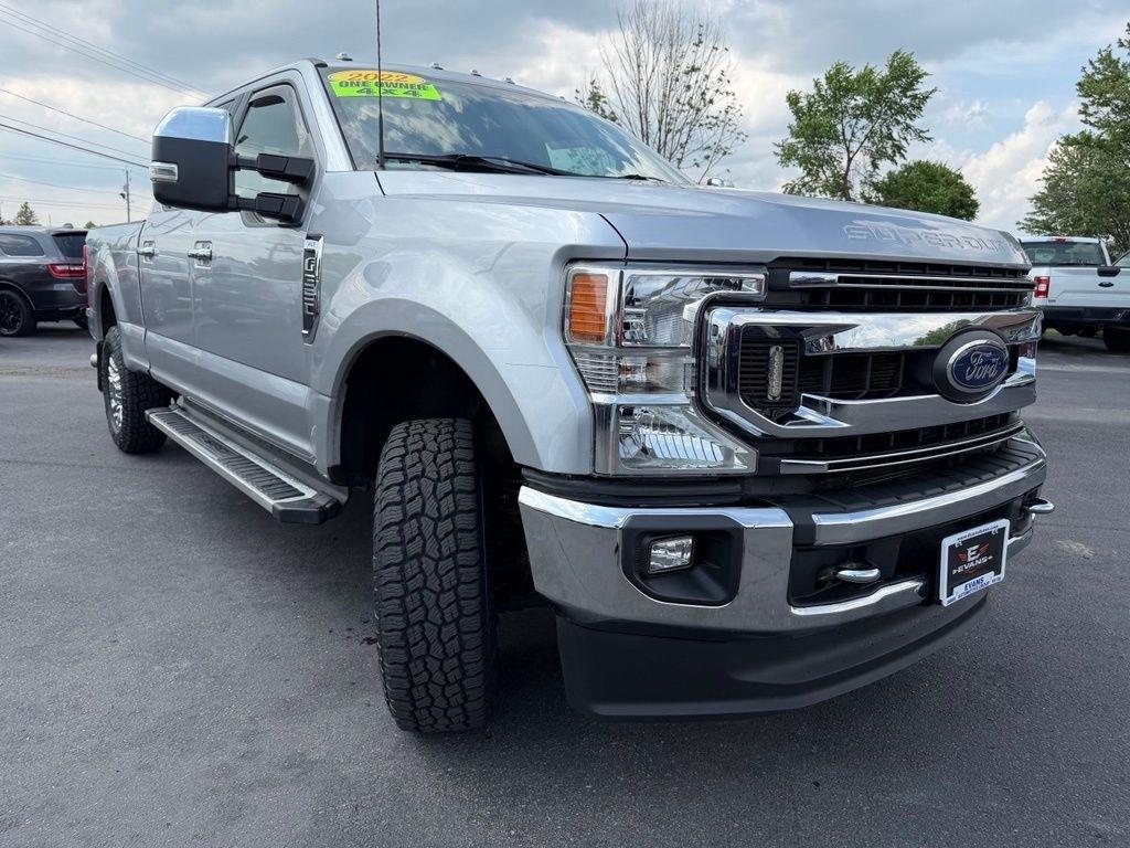 Ford F-350 SD XLT Crew Cab 4WD 2022