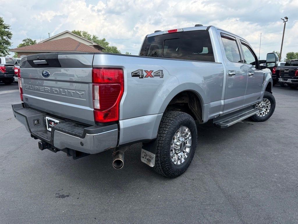 Ford F-350 SD XLT Crew Cab 4WD 2022