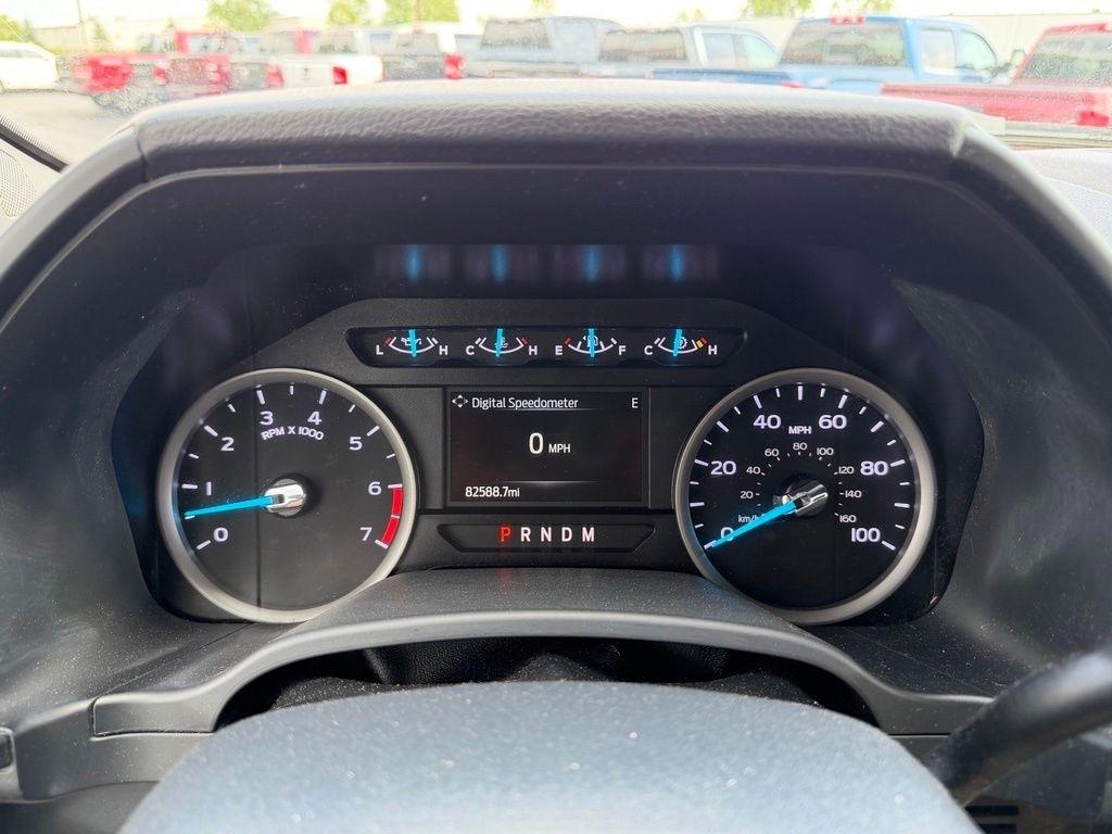 Ford F-350 SD XLT Crew Cab 4WD 2022