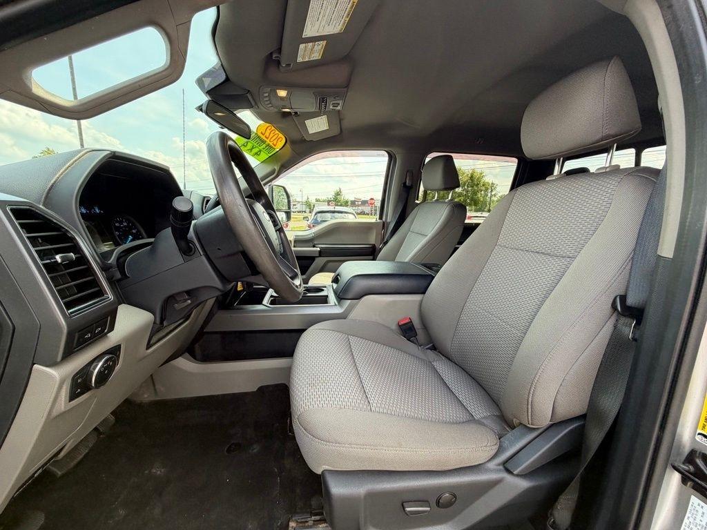 Ford F-350 SD XLT Crew Cab 4WD 2022