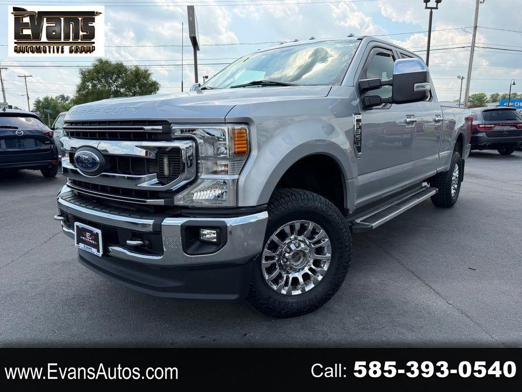Ford F-350 SD XLT Crew Cab 4WD 2022