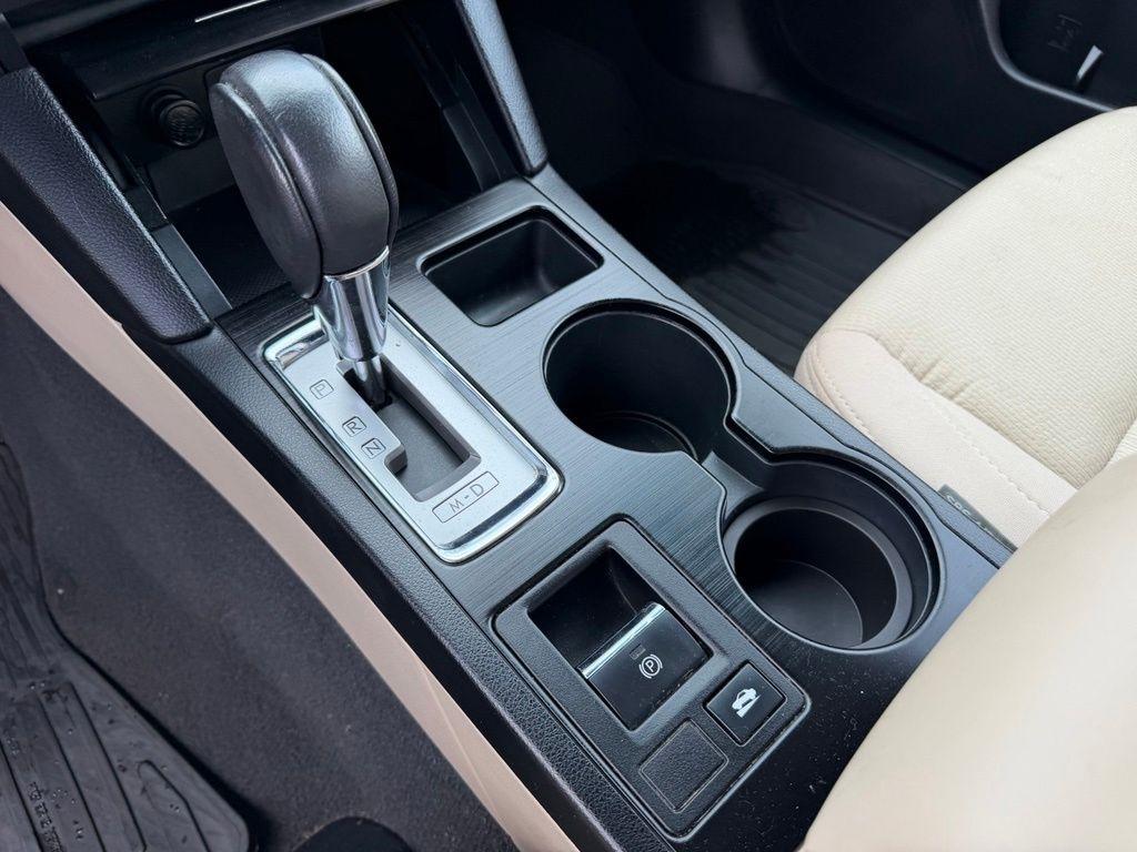 Subaru Legacy 2.5i Premium 2015