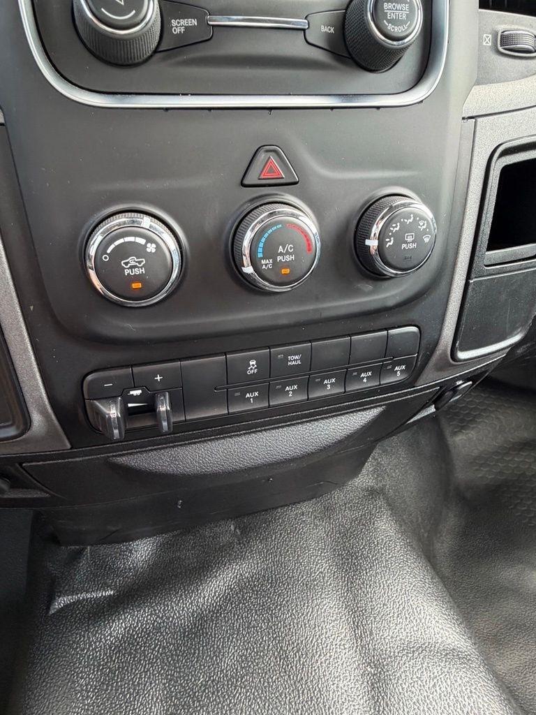 RAM 2500 Tradesman Regular Cab 4WD 2018