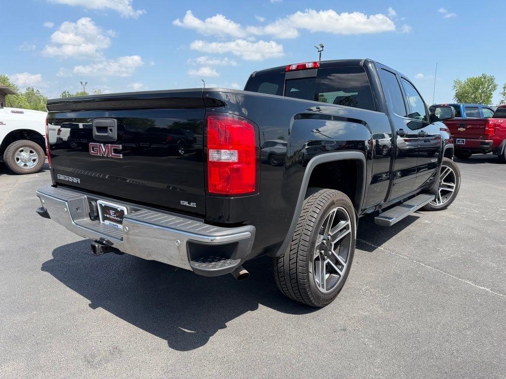 GMC Sierra 1500 SLE Double Cab 4WD 2017