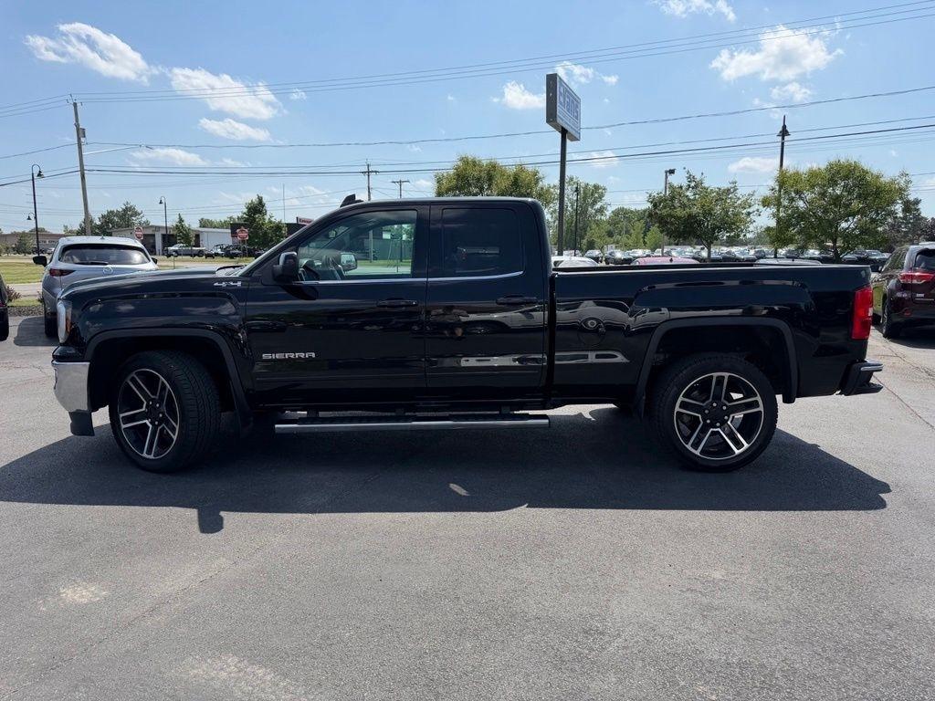 GMC Sierra 1500 SLE Double Cab 4WD 2017
