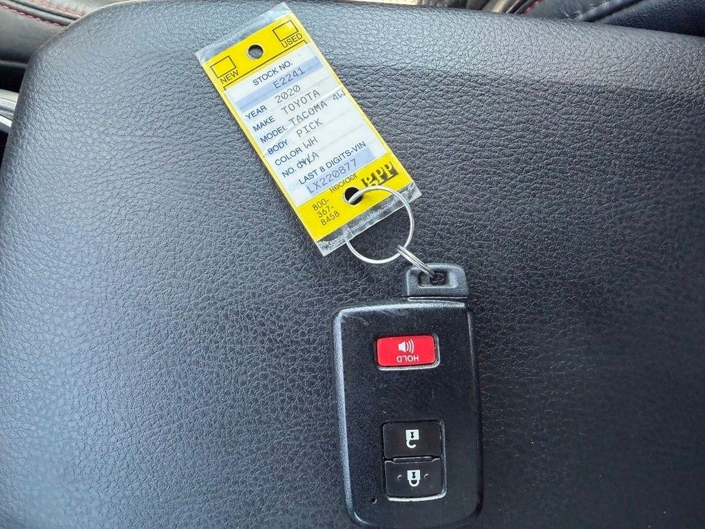 Toyota Tacoma TRD Pro Dbl Cab 4WD V6 at 2020