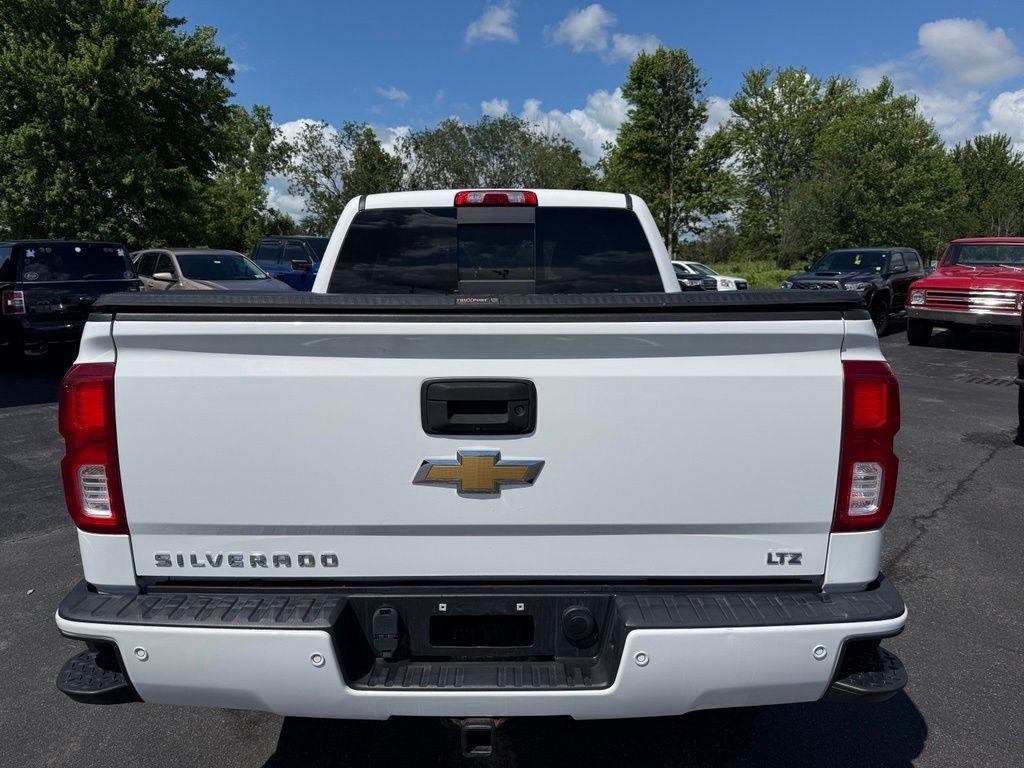 Chevrolet Silverado 1500 LTZ Crew Cab 4WD 2017