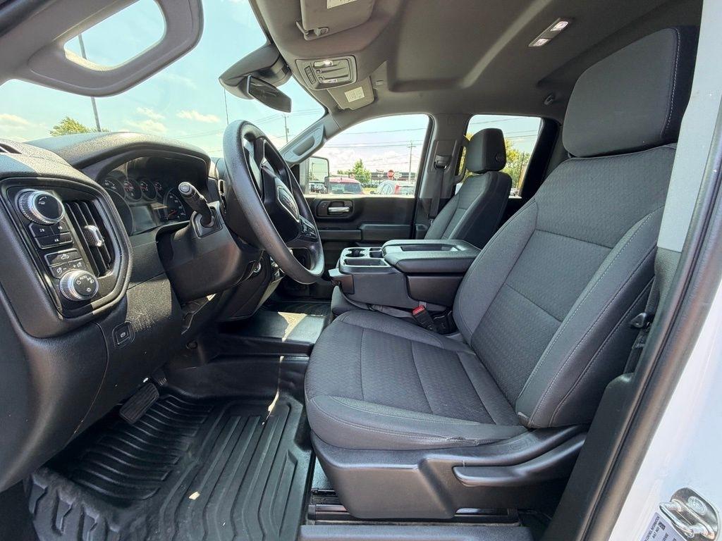 GMC Sierra 2500HD Pro Double Cab 4WD SB 2024