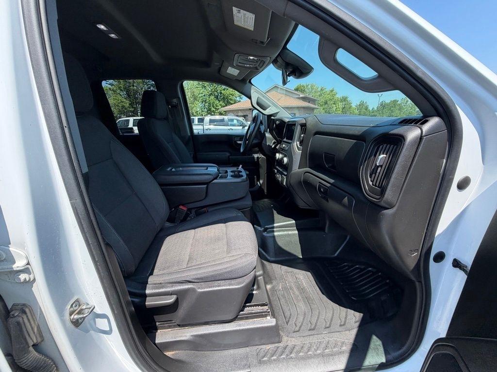 GMC Sierra 2500HD Pro Double Cab 4WD SB 2024