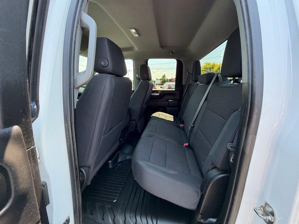 GMC Sierra 2500HD Pro Double Cab 4WD SB 2024