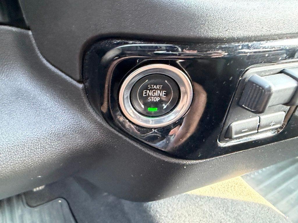 Chevrolet Silverado 2500HD LT Crew Cab Short Bed 4WD 2024