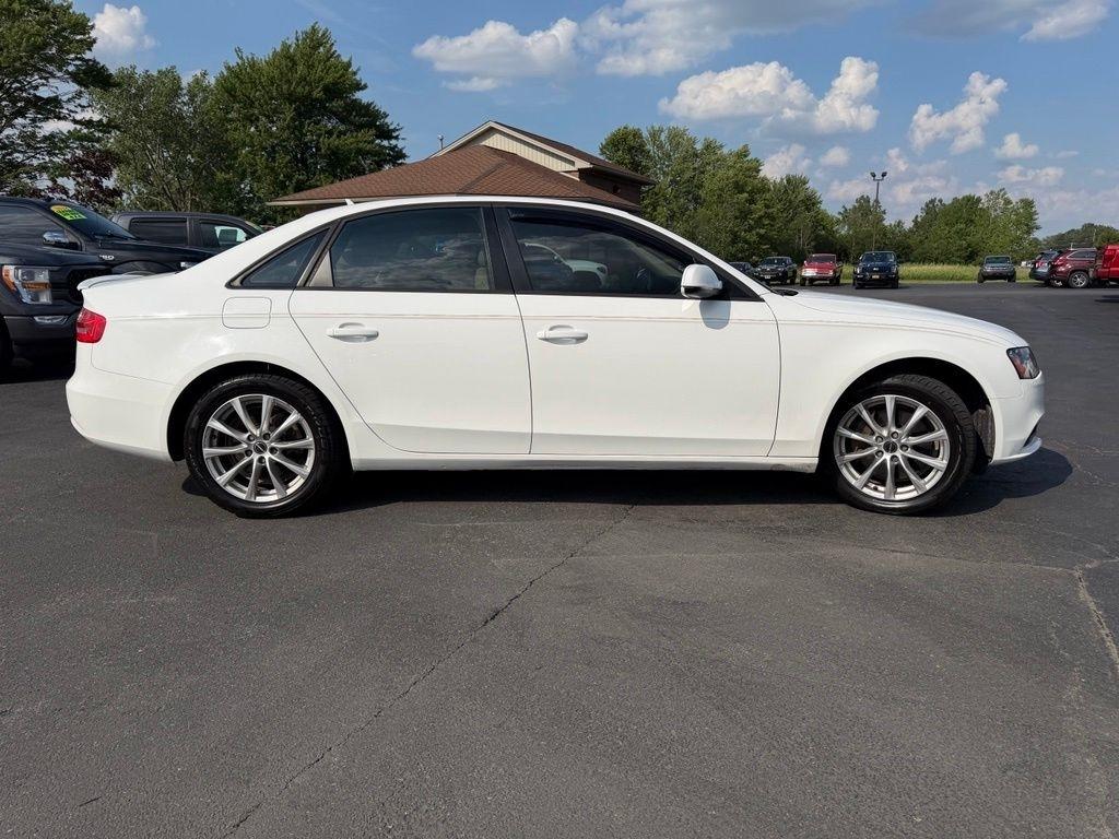 Audi A4 2.0T Sedan quattro Tiptronic 2014