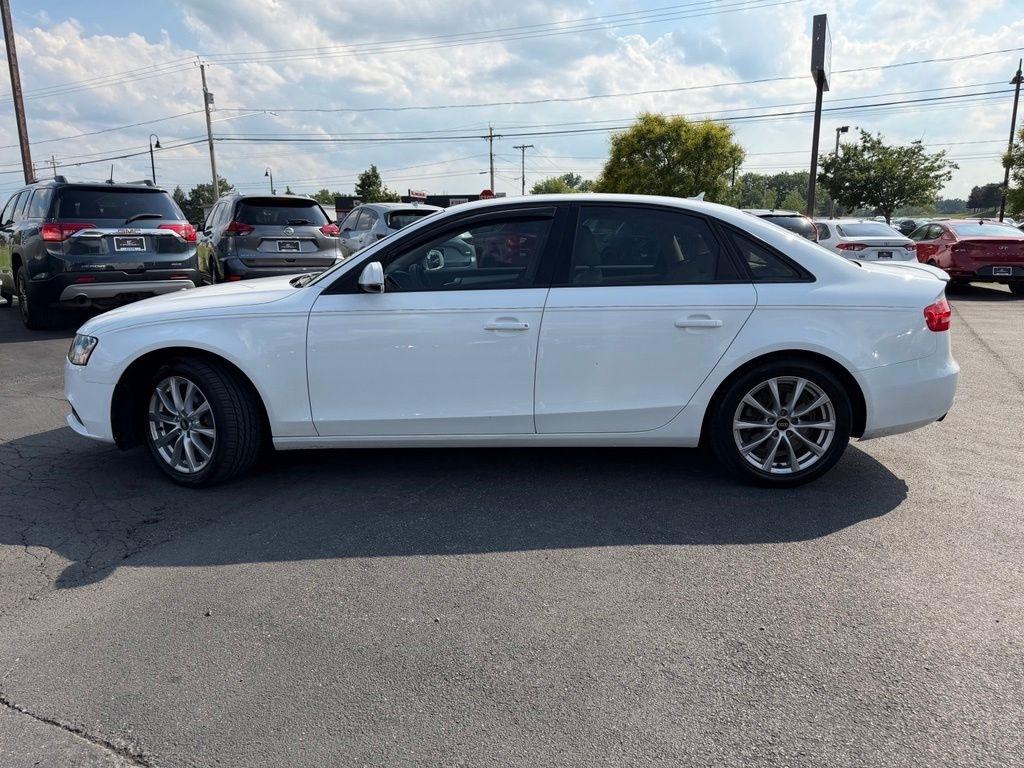 Audi A4 2.0T Sedan quattro Tiptronic 2014