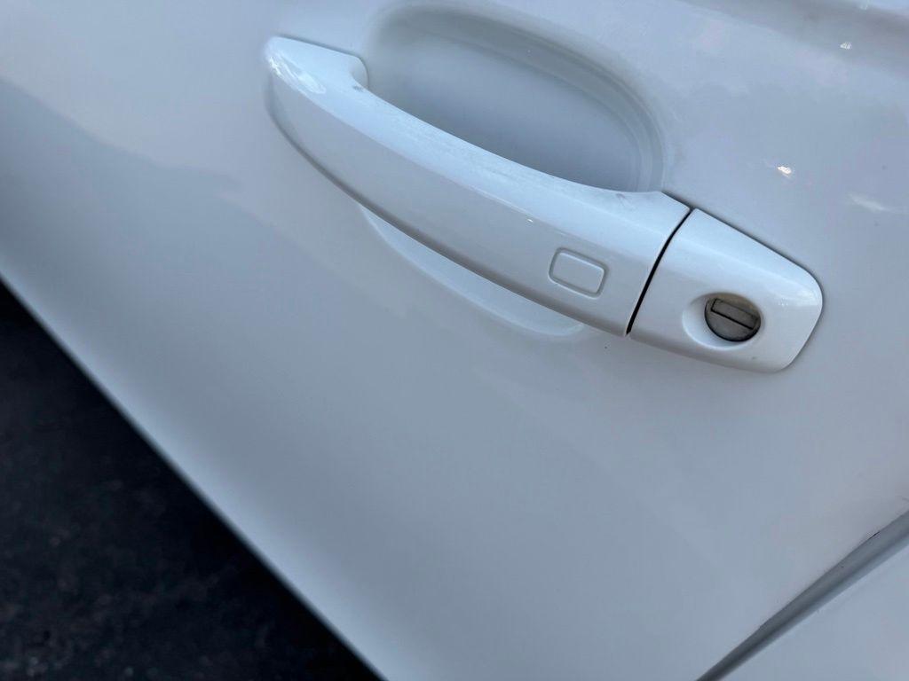 Audi A4 2.0T Sedan quattro Tiptronic 2014