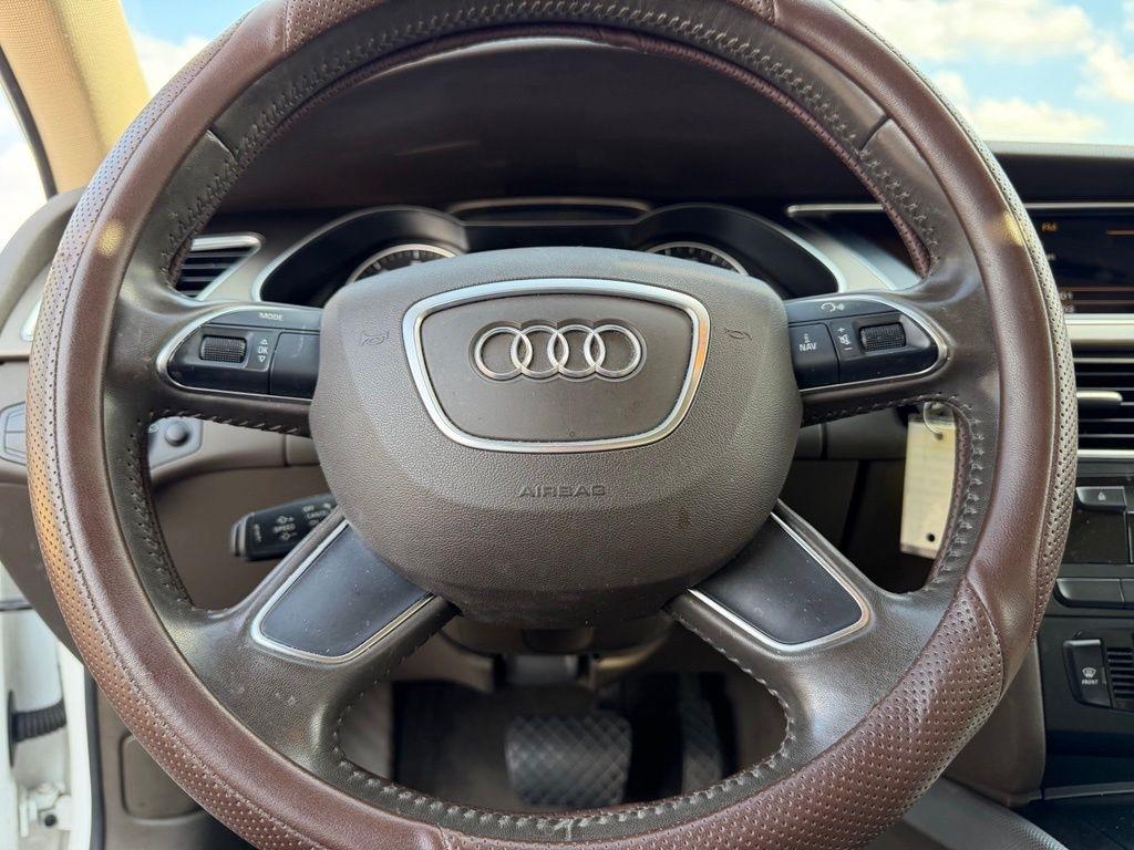 Audi A4 2.0T Sedan quattro Tiptronic 2014