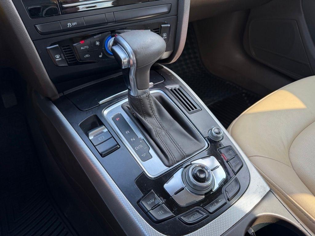 Audi A4 2.0T Sedan quattro Tiptronic 2014