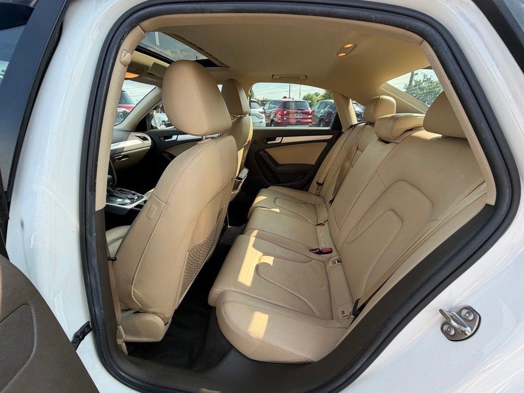Audi A4 2.0T Sedan quattro Tiptronic 2014