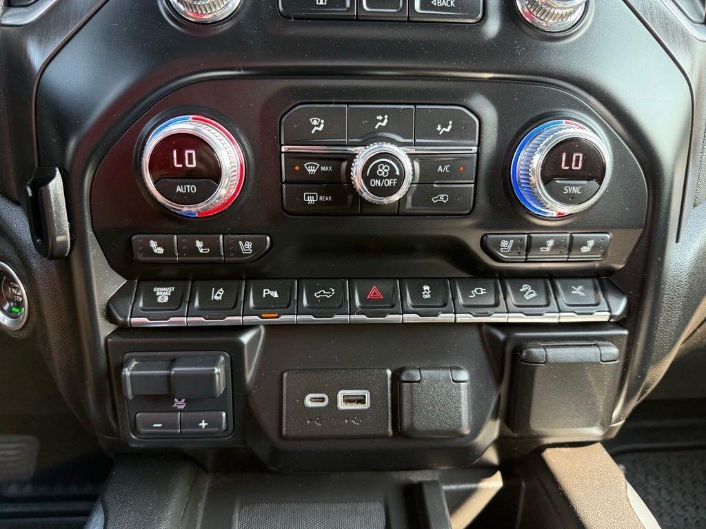 GMC Sierra 3500HD AT4 Crew Cab 4WD 2021