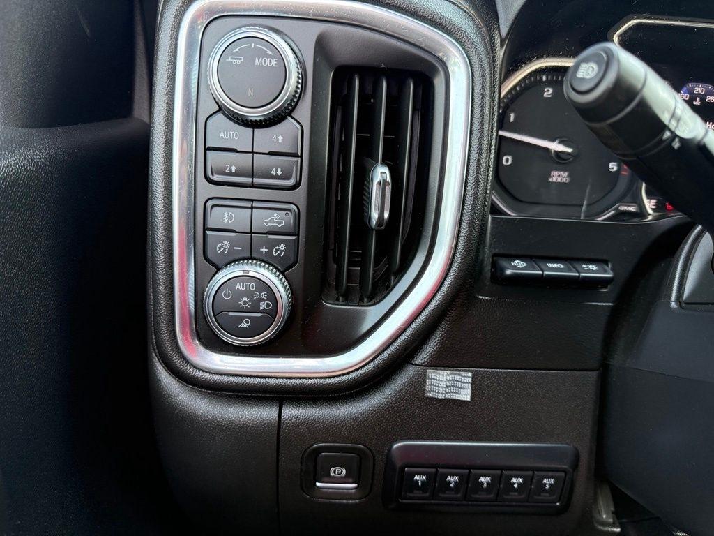 GMC Sierra 3500HD AT4 Crew Cab 4WD 2021