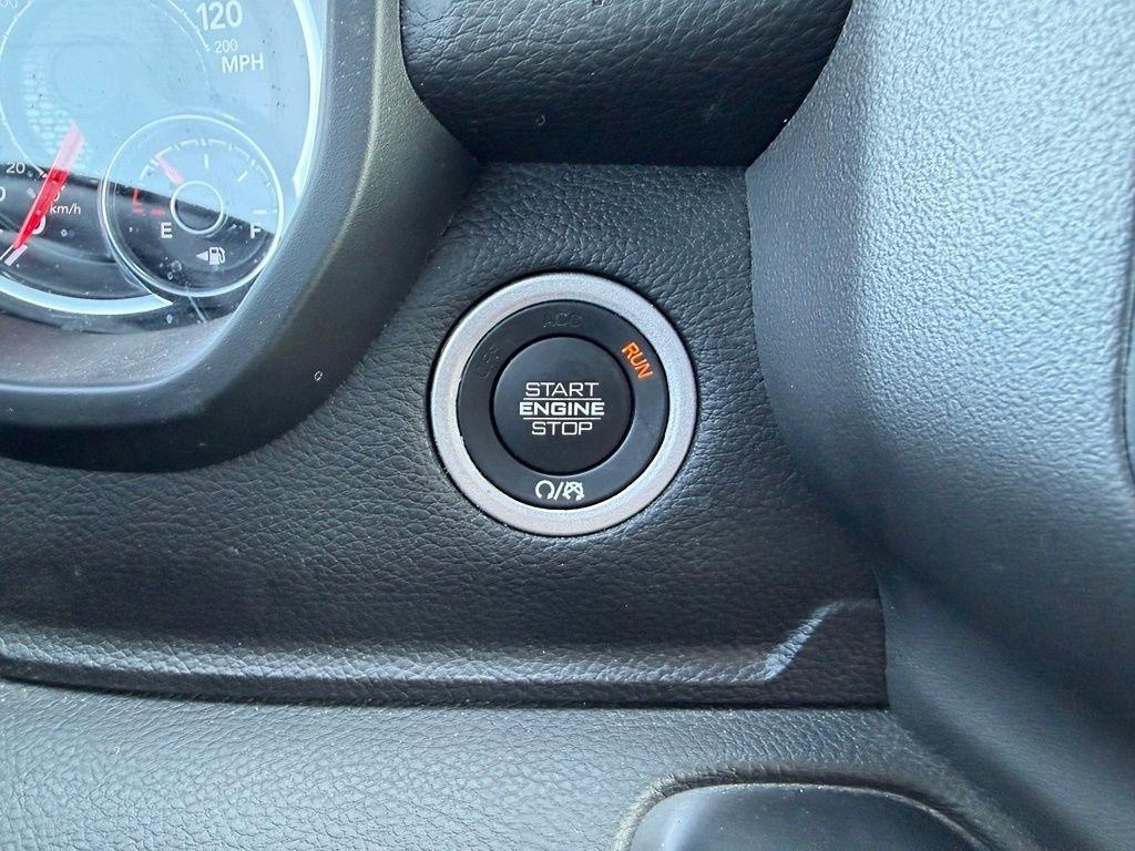 RAM 1500 Big Horn Crew Cab SWB 4WD 2023