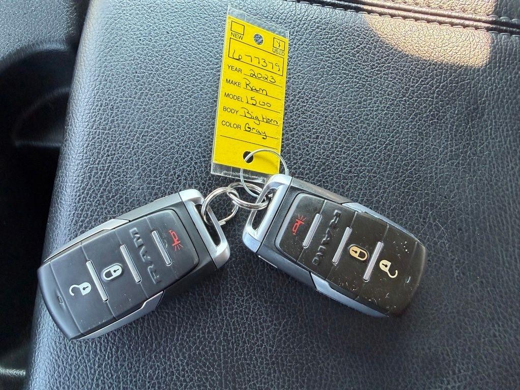 RAM 1500 Big Horn Crew Cab SWB 4WD 2023