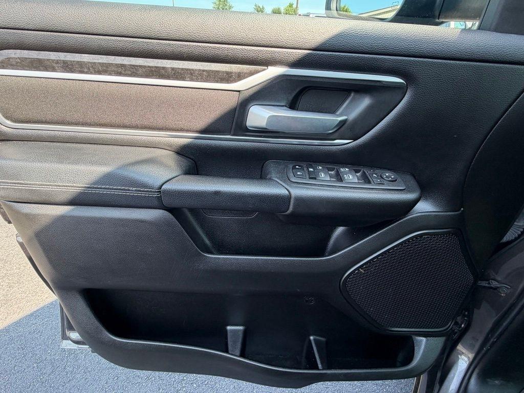 RAM 1500 Big Horn Crew Cab SWB 4WD 2023