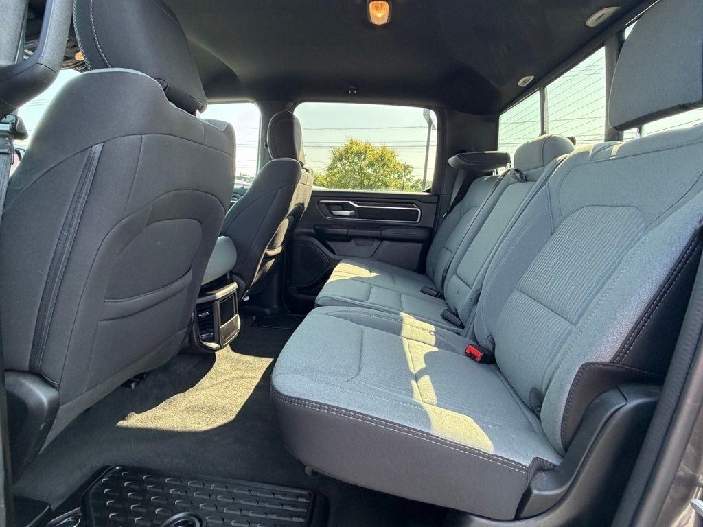 RAM 1500 Big Horn Crew Cab SWB 4WD 2023