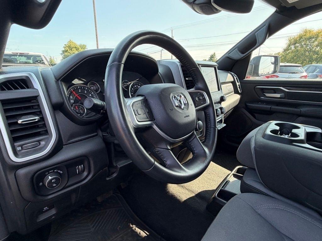 RAM 1500 Big Horn Crew Cab SWB 4WD 2023
