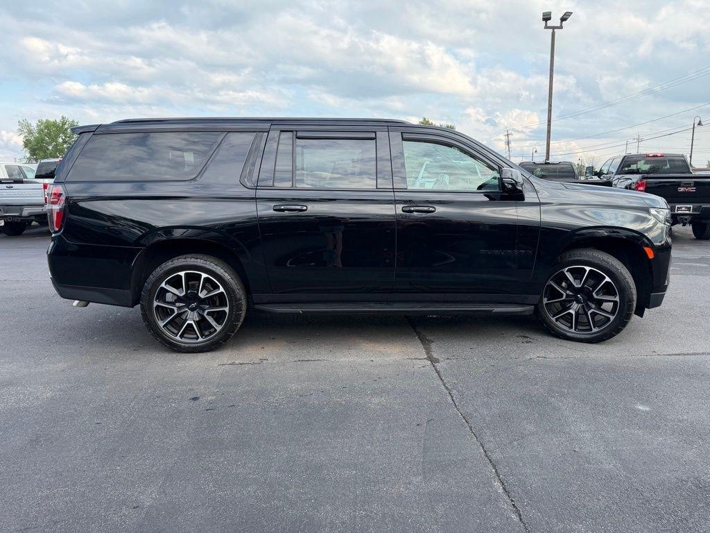 Chevrolet Suburban RST 4WD 2021