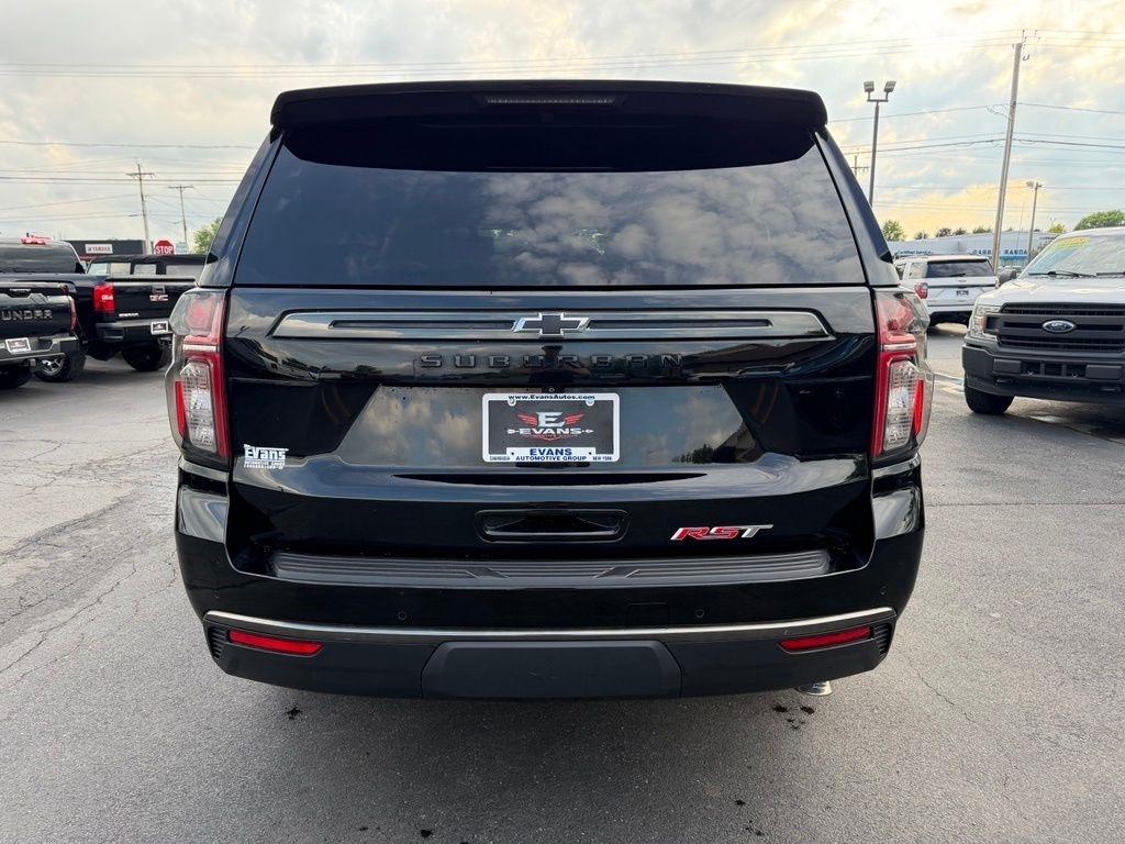 Chevrolet Suburban RST 4WD 2021