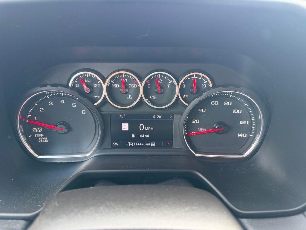 Chevrolet Suburban RST 4WD 2021