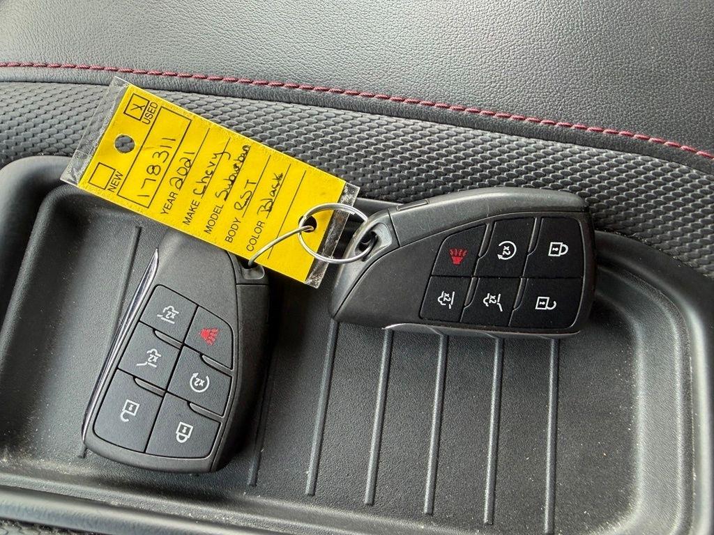 Chevrolet Suburban RST 4WD 2021