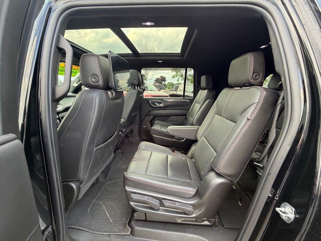 Chevrolet Suburban RST 4WD 2021