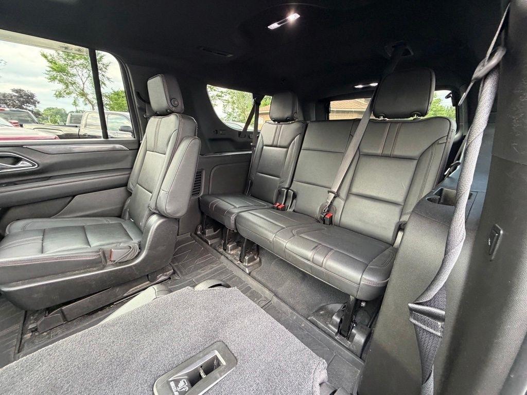 Chevrolet Suburban RST 4WD 2021