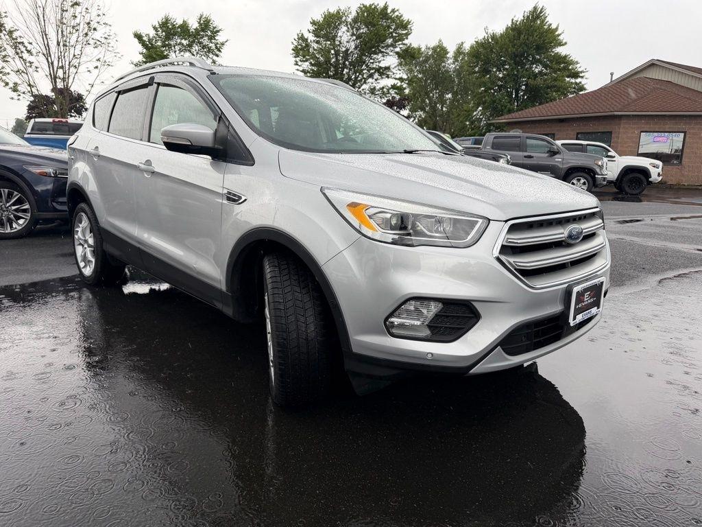 Ford Escape Titanium 4WD 2018