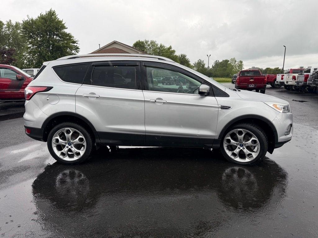 Ford Escape Titanium 4WD 2018