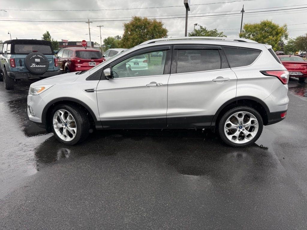 Ford Escape Titanium 4WD 2018