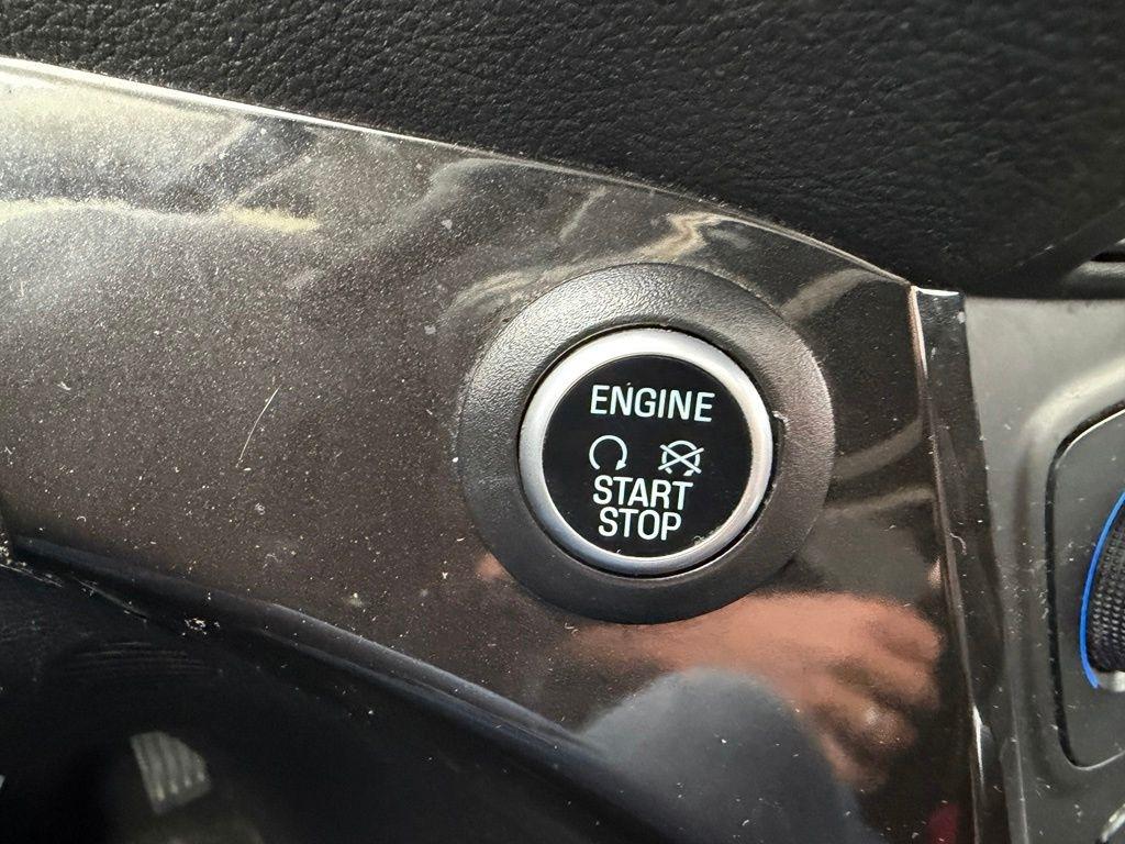 Ford Escape Titanium 4WD 2018