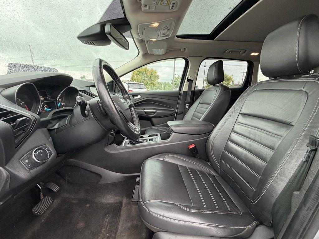 Ford Escape Titanium 4WD 2018