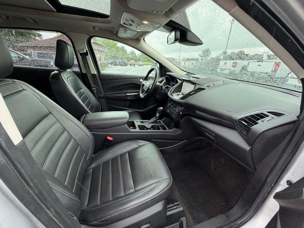 Ford Escape Titanium 4WD 2018